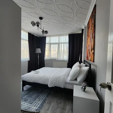 Taxim No1 Hotel *